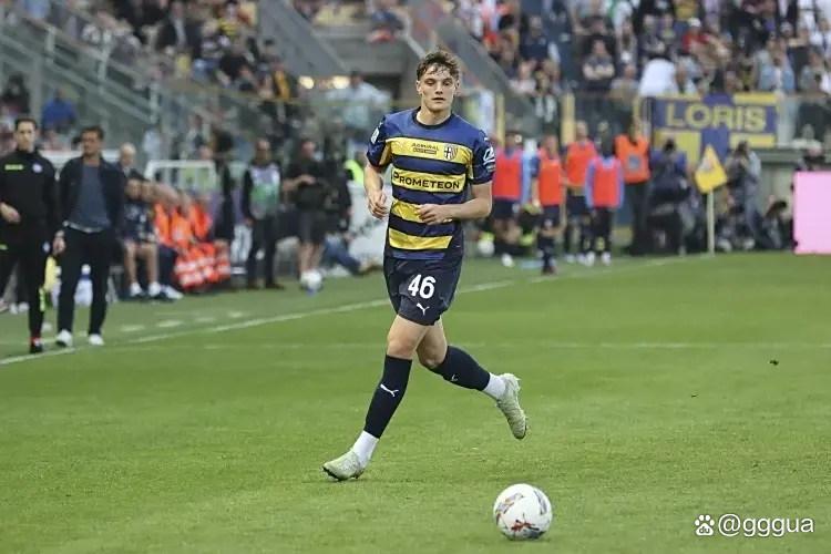 ewc官方网站 -关于清晨意甲传出新动向，利物浦豪取连胜，管理层表态：更衣室稳定，心理建设被强调的信息