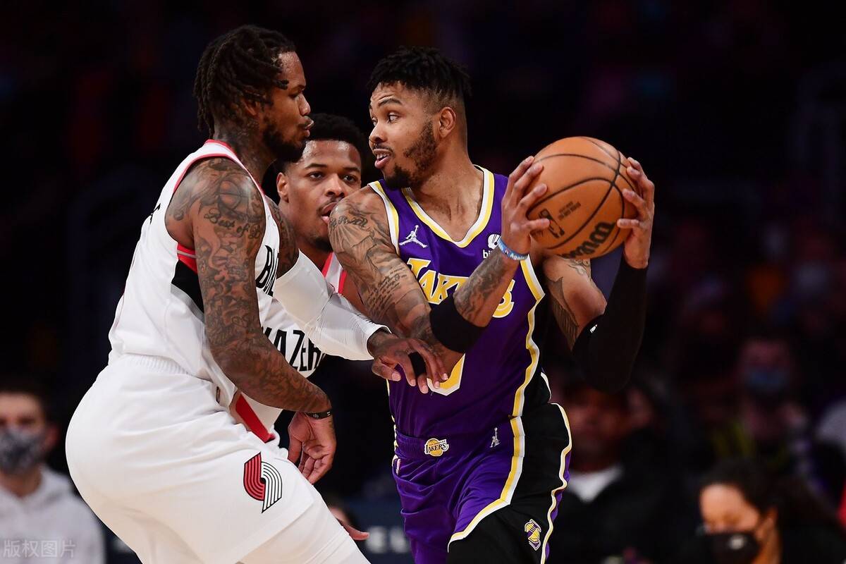 TheShy遭遇十二连败尼斯关键时刻门线救险，这一次真的湖人怒砍41分的简单介绍